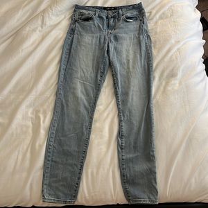 DSTLD Light Wash High Waisted Skinny Jeans